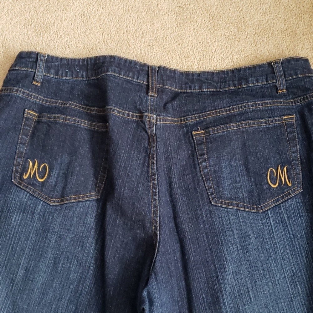Jeans - Picture 3 of 3